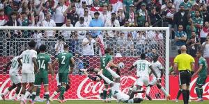 الشوط الأول، السنغال تتقدم على العراق بهدف وتتمسك بحلم التأهل بالمونديال