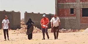 رئيس مركز براني يتابع أعمال إنشاء مدرسة رأس الضي ضمن مشروع برايد