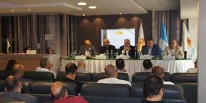 حوار مفتوح بين شركات السياحة حول موسم الحج والعمرة وآليات تسهيل عملها