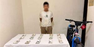 ضبط المتهم بسرقة مبلغ مالي من داخل سيارة بالعاشر من رمضان