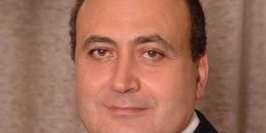 أسامة سرايا يفتح صندوق ذكرياته على "نايل لايف" الأربعاء المقبل