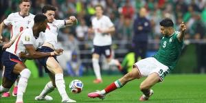 إنجلترا تضرب المكسيك بثلاثية وتتأهل لربع نهائي كأس العالم 2026 (صور)