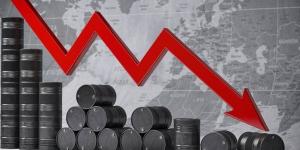 أسعار النفط تتراجع عالميا وسط تبادل الضربات بين الولايات المتحدة وإيران