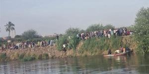 الإنقاذ النهري يكثف جهوده لانتشال جثمان شاب سقط من مركب بنيل حلوان