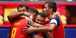 الفتى الذهبي رجل مباراة إسبانيا وبلجيكا في كأس العالم
