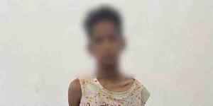 سقوط لص سرق أموالًا ومتعلقات من سيارة أمام مسجد بالإسماعيلية