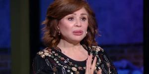 إلهام شاهين تستأنف تصوير "حين يكتب الحب" بعد العودة من كندا