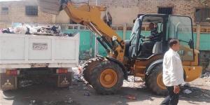 حملات مكثفة لإزالة الإشغالات وإعادة الانضباط بمراكزالشرقية