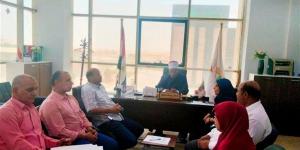 تعظيم موارد الأوقاف وتكثيف الرقابة على الملحقات باجتماع خدمات الوادي الجديد
