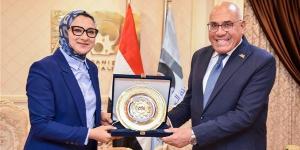 مصنع أخشاب جريد النخيل يتصدر مباحثات محافظ الوادي الجديد ورئيس العربية للتصنيع