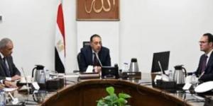 رئيس الوزراء: تنامي ظاهرة الكلاب الضالة يتطلب التعامل معها بصورة علمية ومنظمة