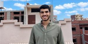 شابٌ قلبه معلق بالمساجد وألم فراق الأب وإرادة تتحدى الظروف، 5 قصص إنسانية تكتب رحلة أوائل الثانوية الأزهرية بالشرقية