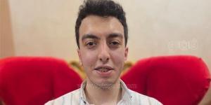 رغم الوعكة الصحية والمسكنات، كيف حقق محمد ياسر المركز الخامس على الجمهورية في الثانوية العامة (فيديو)