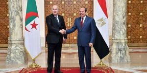 أبرزها رسائل التضامن في مواجهة حرائق الجزائر، تطور العلاقات المصرية الجزائرية بقيادة السيسي وتبون