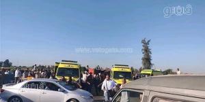 دماء على الأسفلت، مصرع 3 أشخاص وإصابة 21 آخرين في 3 حوادث بطرق الفيوم الصحراوي