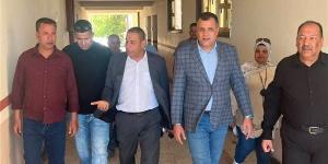 وكيل تعليم دمياط يتفقد مدرسة شطا للتعليم الأساسي استعدادا للعام الدراسي الجديد
