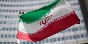 إيران تحذر واشنطن من أي تصعيد.. وتؤكد استعدادها للرد على أي عدوان