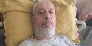"لا تتركوا حالتي تنتظر أكثر" علاء الكرد مريض دير البلح ينتظر منفذا للعلاج.. ثلاث سنوات من المرض تنتهى بحاجة عاجلة إلى صمام فى القلب.. من مرض الأعصاب إلى خطر يهدد قلبه وتحويلة طبية تنتظر طريق الخروج من غزة