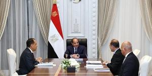 حزمة قرارات السيسي الجديدة.. تنفيذ حازم لتشريعات استغلال الأراضى.. تشكيل لجنة لتفقد الوضع ونفاذ المواطنين للشواطئ وحظر إقامة أى منشآت لمسافة 200 متر.. وتسليم الوحدات للحاجزين ومحاسبة المخالفين