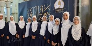 طالبات وطلاب دار "اقرأ" بالقرنة في حضرة القنائي لمتابعة "دولة التلاوة" (فيديو)