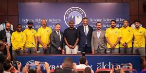 لقطات من مؤتمر تقديم موكوينا المدير الفني لـ بيراميدز