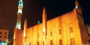 موعد أذان العشاء اليوم الأربعاء 19 -8 -2026 في القاهرة والمحافظات