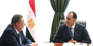 ماذا يحدث في أسعار التضخم والدولار والاحتياطي؟.. تفاصيل لقاء مدبولي ومحافظ المركزي