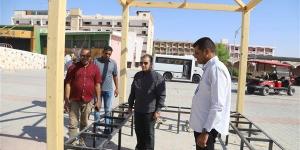 رئيس جامعة قنا يتابع أعمال تطوير البنية التحتية والمناطق الخدمية بالحرم الجامعي