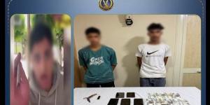 أيوه أنا بشرب حشيش وبلغ الشرطة لو تقدر، ضبط شخص ظهر بسيجارة كيف وسلاح في بدر (فيديو)