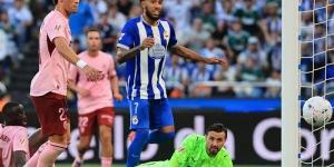 بمشاركة أليو ديانج.. فالنسيا يسقط أمام ديبورتيفو لاكورونيا بثلاثية في الدوري الإسباني