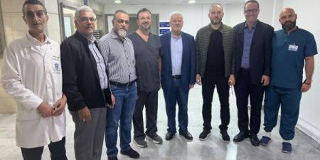 قيادة فصائل منظمة التحرير في لبنان تزور جرحى العدوان الإسرائيلي على مخيم عين الحلوة