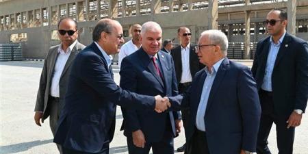 نائب رئيس الوزراء: الدولة تولي اهتمامًا كبيرًا بتعميق التصنيع المحلي