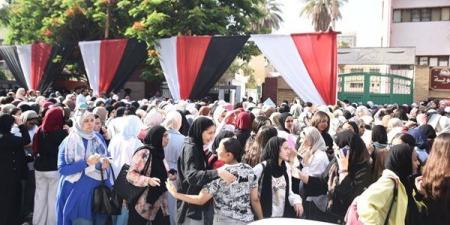طلاب الثانوية العامة 2026 يؤدون اليوم امتحان اللغة العربية