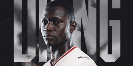 رسميا، فالنسيا الإسباني يعلن التعاقد مع أليو ديانج لاعب الأهلي السابق