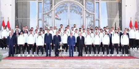 الرئيس السيسي يكرم أبطال الفراعنة بـ"كأس الفخر والاعتزاز " بعد إنجاز المونديال "الحكاية الكاملة"