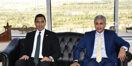 اختيار شرم الشيخ مشروعًا تجريبيًا، شريف فتحي وجوهر نبيل يبحثان سبل دعم السياحة الرياضية