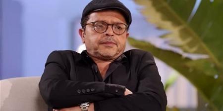 إلغاء العرض الخاص لفيلم الجواهرجي بعد وفاة شقيق محمد هنيدي