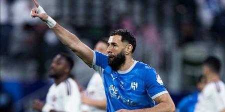بعد أزمة مباراة الفيصلي، الهلال السعودي يدرس إنهاء عقد كريم بنزيما
