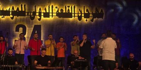 بعد رحيله بعام ونصف، أحمد عدوية يطرب جمهور القلعة بأصوات "أيامنا الحلوة" (صور)