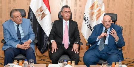 وزير التموين يوجه بتشكيل لجنة عاجلة لبحث مطالب أصحاب المخابز