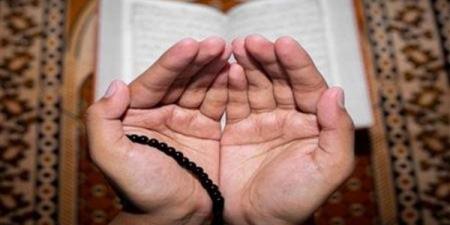 أمين الفتوى يوضح فضل الذكر والصلاة على النبي والدعاء (فيديو)