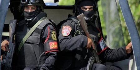 قفزة فاشلة تنتهي بالسقوط.. ضبط متهم بمحاولة سرقة منزل في المنيا