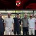 رئيس المغرب الفاسي يزور بعثة الأهلي قبل مواجهة برشلونة