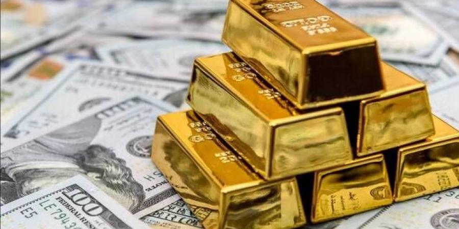 الذهب
      يتراجع
      مع
      انحسار
      التوترات
      التجارية
      بين
      أمريكا
      وشركائها