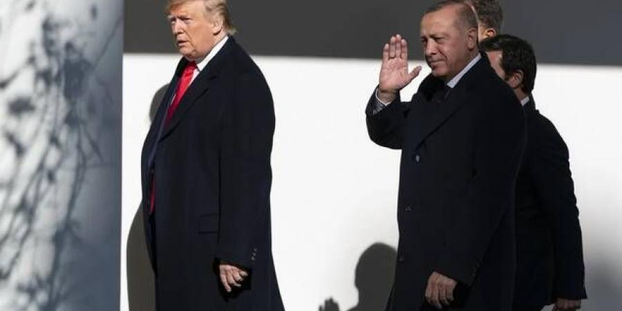 أردوغان
      يزور
      البيت
      الأبيض
      بقائمة
      مشتريات
      بـ50
      مليار
      دولار