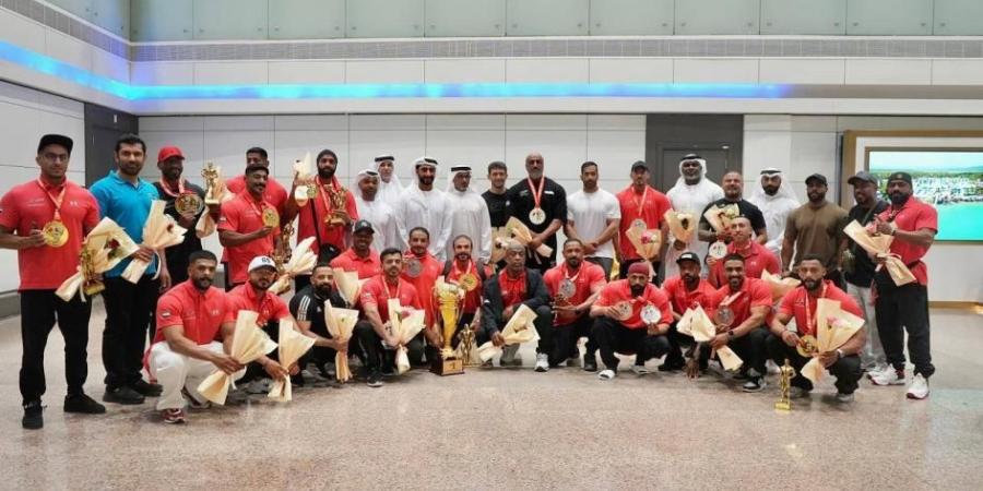 استقبال حافل لأبطال غرب آسيا لبناء الأجسام