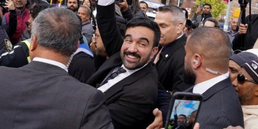 ترامب يهدد بوقف التمويل الفيدرالي لنيويورك حال فوز ممداني بعمدة المدينة