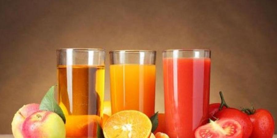 عصير الفواكه والخضراوات: هل هو حقًا بديل صحي للفواكه الكاملة؟