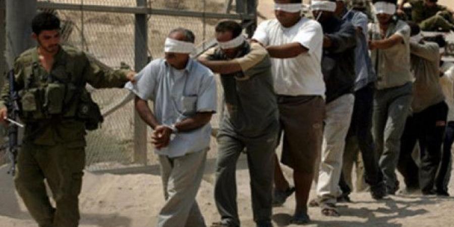 الاحتلال الإسرائيلي ينفذ حملة مداهمات واعتقالات واسعة في الضفة الغربية فجر الخميس