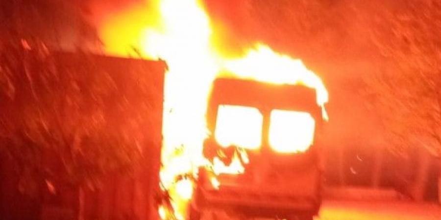 عشرات المستوطنين يشنون هجومًا واسعًا على قرية الجبعة ببيت لحم